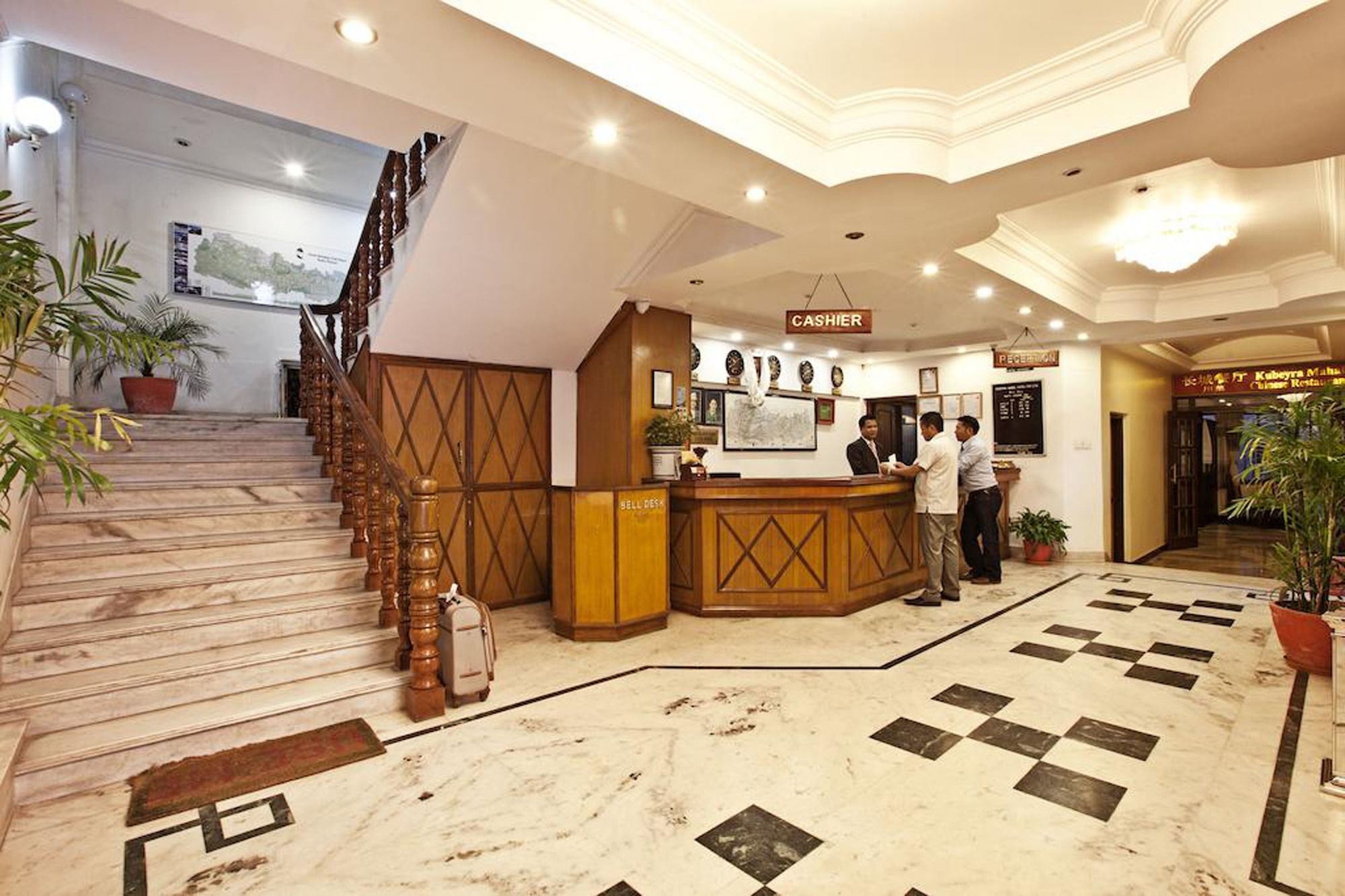 Kubeyra Mahal Hotel カトマンズ エクステリア 写真